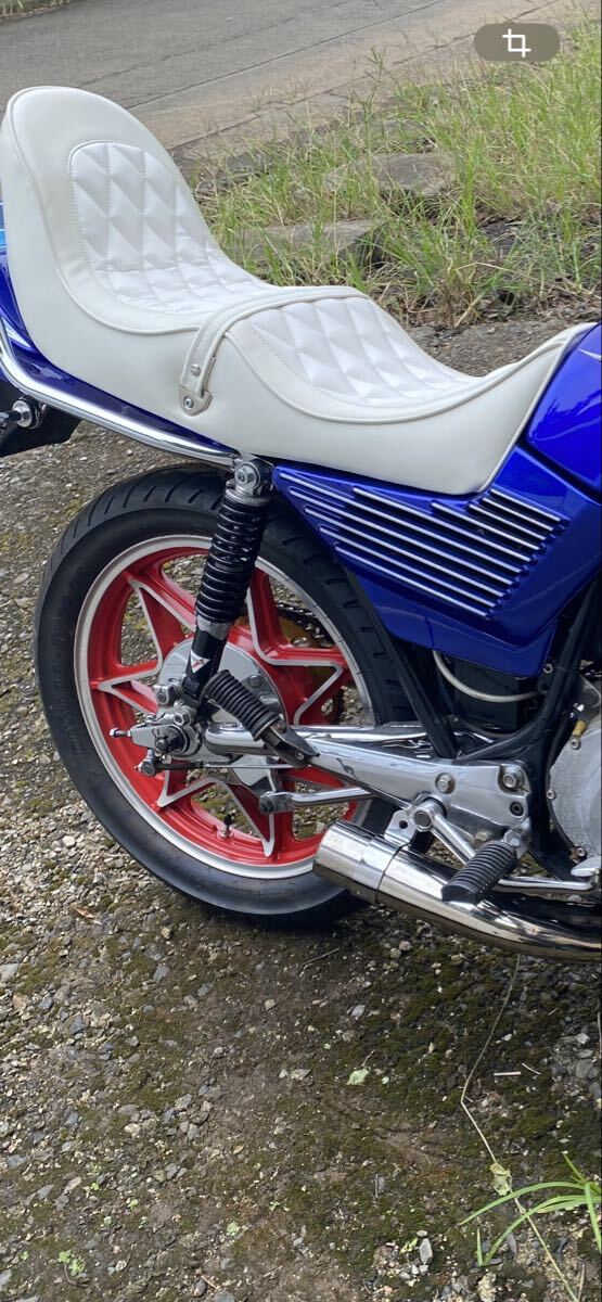 Yahoo!オークション -「gsx250e ゴキ 三段シート」の落札相場・落札価格